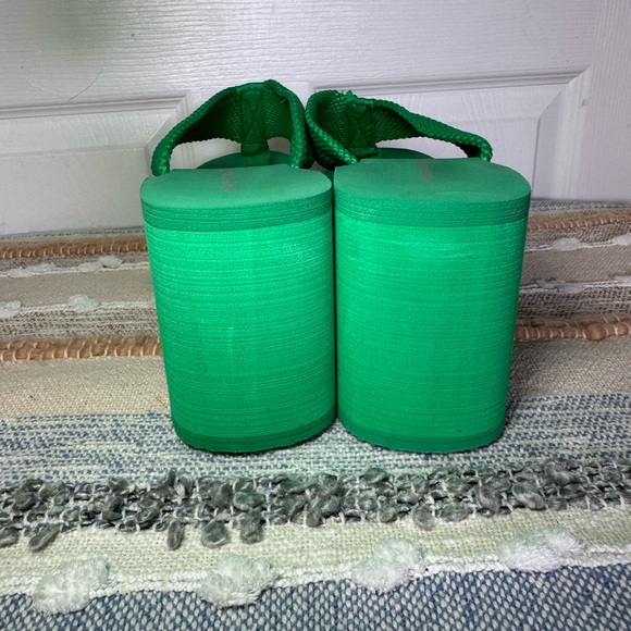 Jeffrey Campbell Vibrant Green Platform Sandals - Picture 6 of 11